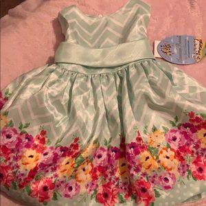 Green/floral special occasion dress